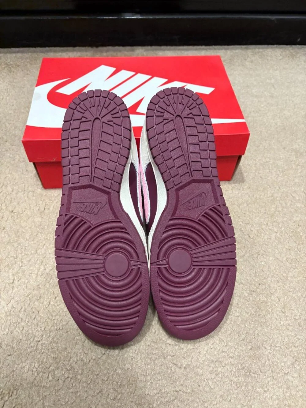 Nike Dunk Low Premium Valentine's Day